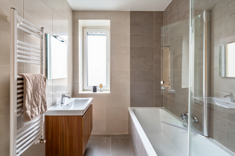 58efcba1bd4a1a7d3b60145ac8e242a6